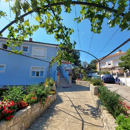 Kuca Luce Pensionat 3*