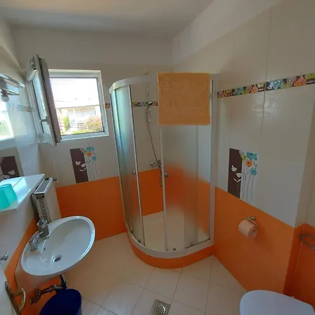 Kuca Luce Guest house *
