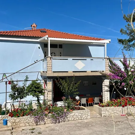 Guest house Kuca Luce