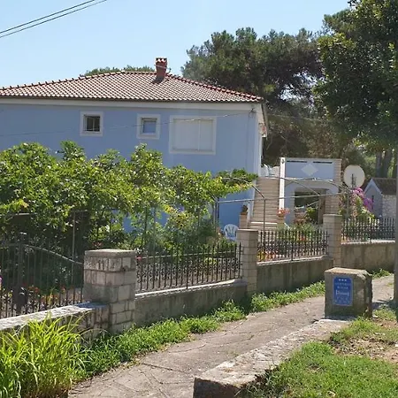 Kuca Luce Konukevi 3*